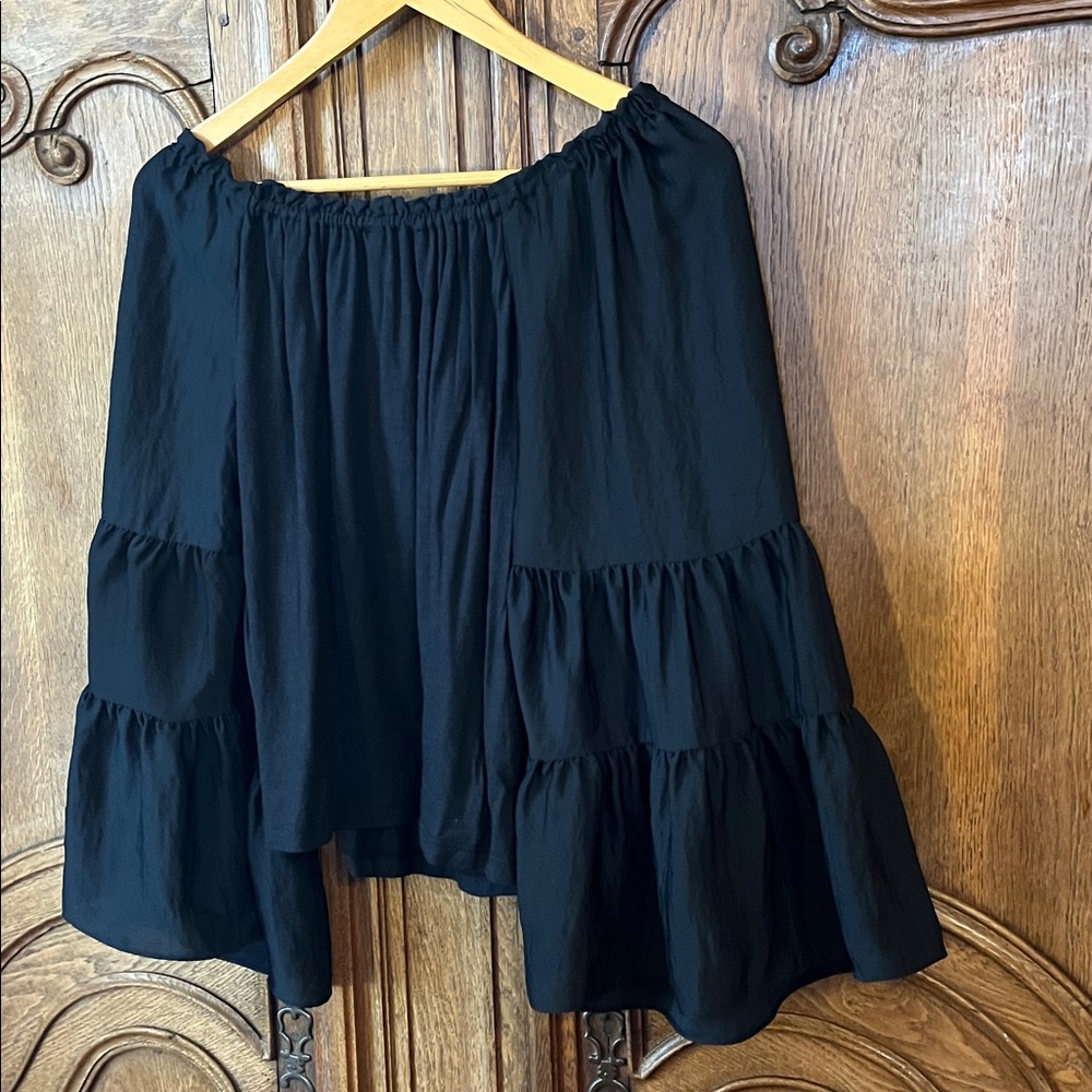 Anthropologie off-the-shoulder tiered blouse with bell sleeves - Picture 7 of 10